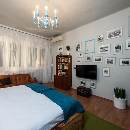 Europe Heart Apartment For 9 Budapest Exterior foto